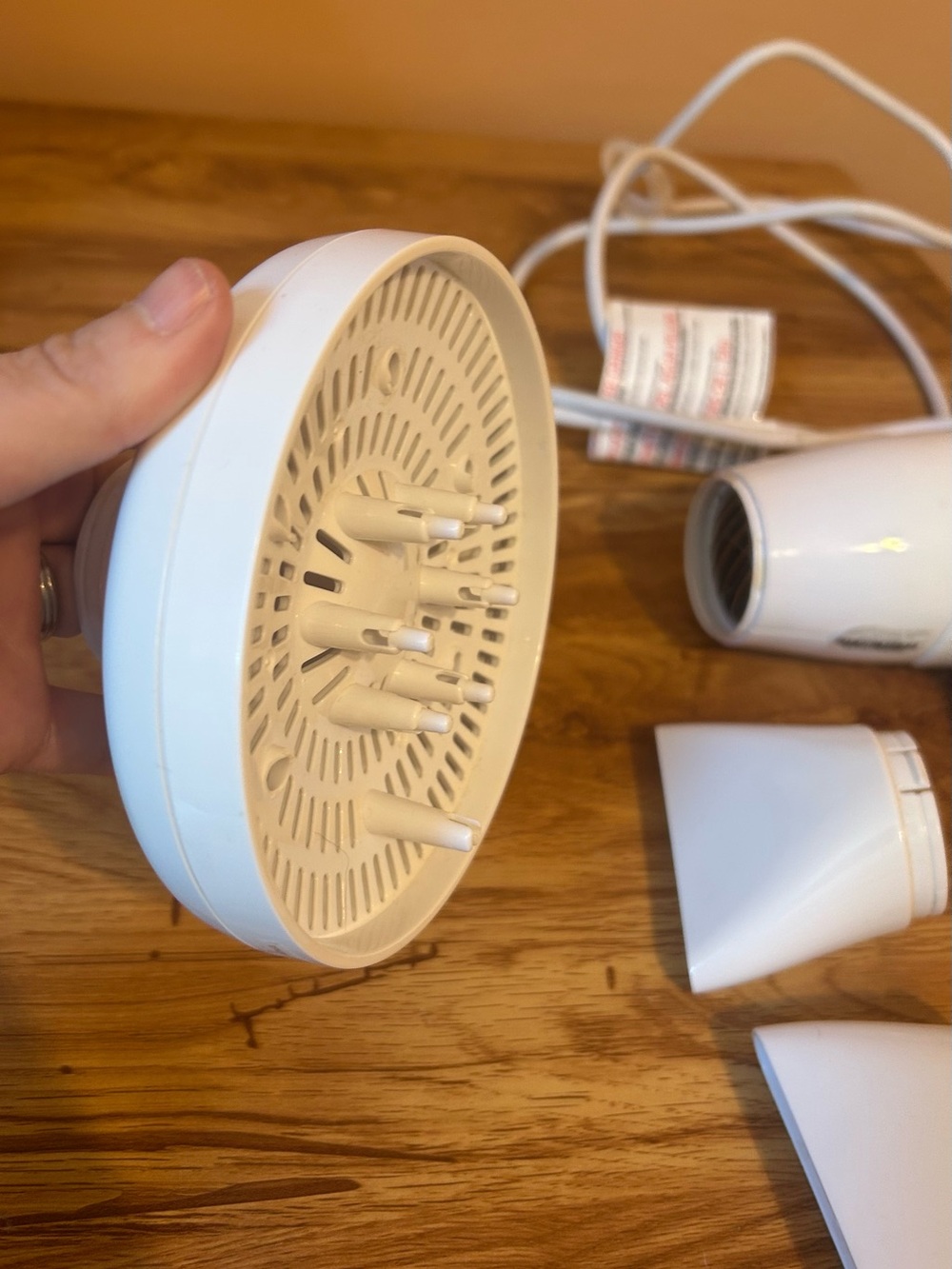 T3 Micro Featherweight 3i White Hair Dryer with Diffuser and Nozzle Attachments - Picture 3 of 4